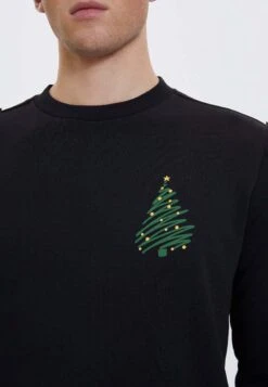 Wmxmas Tree- Sweater - Black 7 Wmxmas Tree- Sweater - Black -Westmark London 0864a27aba4d4277aa21b94dcad3f46e