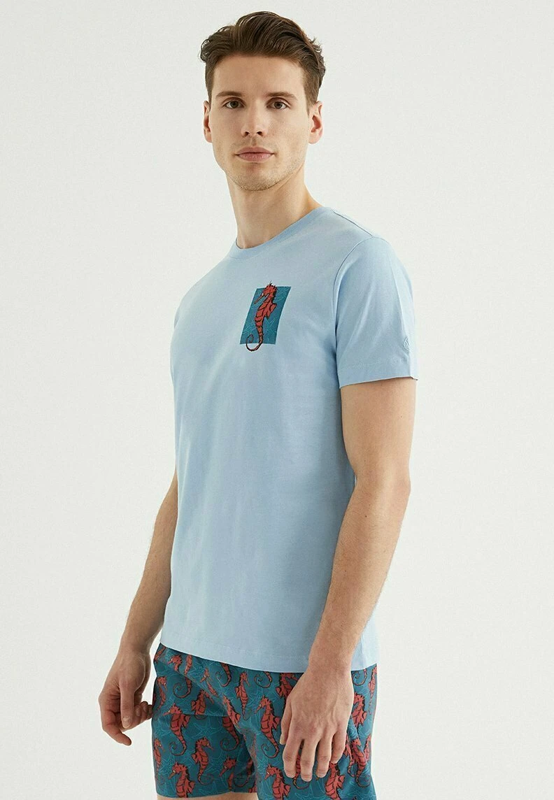 Seahorse - T-Shirt Print - Powder Blue 1 Seahorse - T-Shirt Print - Powder Blue