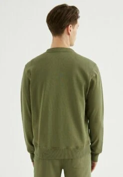 Core - Sweater Met Rits - Capulet Olive -Westmark London 4aeeb7f576ff44be9c2699eae10a8f0b