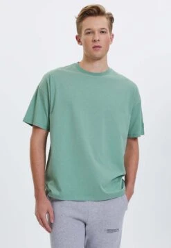 Essentials- T-Shirt Basic - Hedge Green