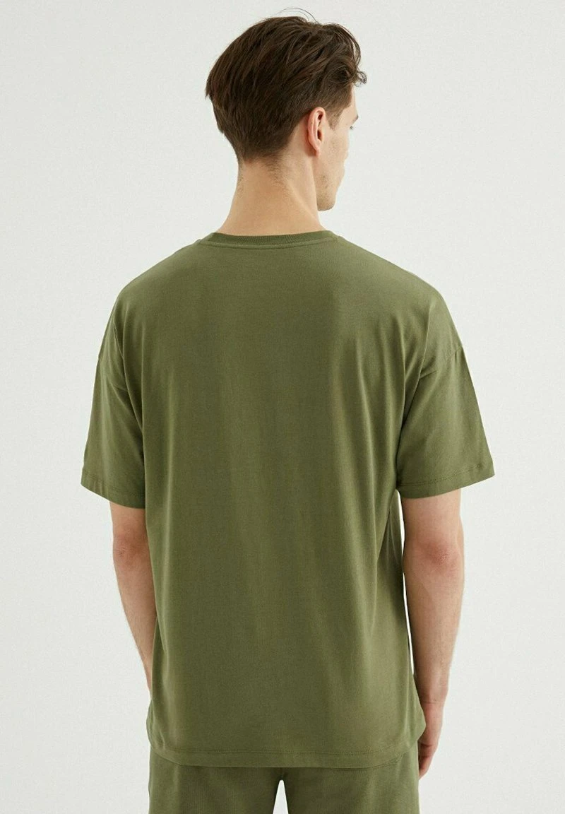 Vital Utility - T-Shirt Basic - Capulet Olive 3 Vital Utility - T-Shirt Basic - Capulet Olive - Afbeelding 3