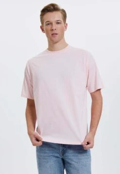 Essentials- T-Shirt Basic - Strawberry Cream