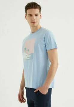 T-Shirt Print - Powder Blue
