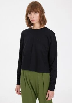 Sweater - Black