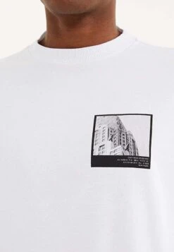 Wmmovement - Sweater - White -Westmark London 9c852b813f3542aaa2a534ec82ef6d95