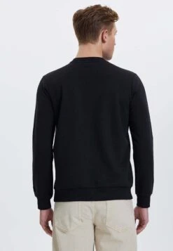 Deer- Sweater - Black -Westmark London aa03a0366b5d49419fd06212d38eb61c