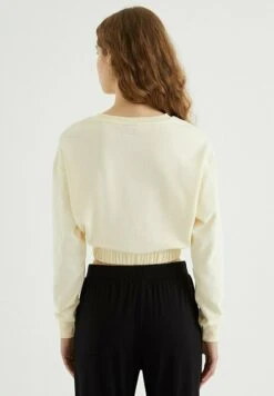Sweater - Pearled Ivory -Westmark London bd218af048854591bda7f162e3d35a12