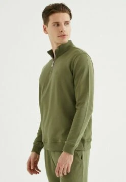 Core Half Zip - Sweater - Capulet Olive
