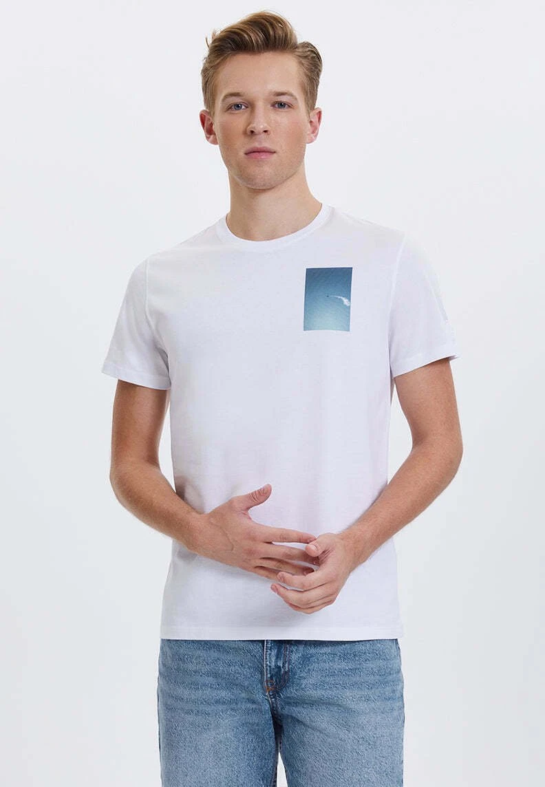 Wmalone Fly Tee - T-Shirt Print - White 1 Wmalone Fly Tee - T-Shirt Print - White