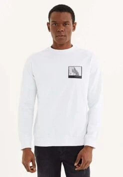Wmmovement - Sweater - White